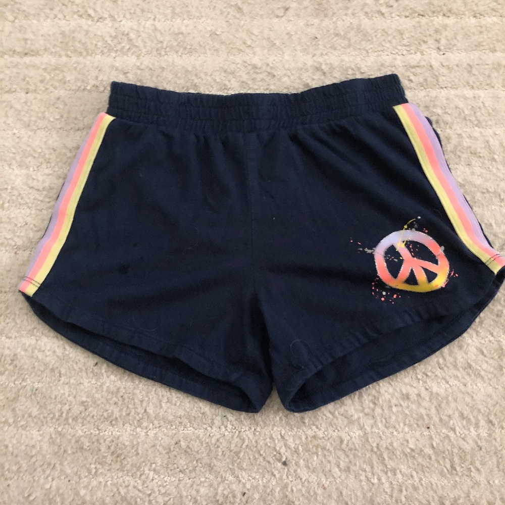 Girls peace shorts